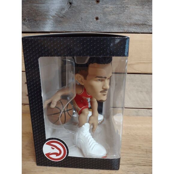 NEW Trae Young #11 Atlanta Hawks Red Jersey 6 inch NBA smALL-STARS Minis - Picture 2 of 4